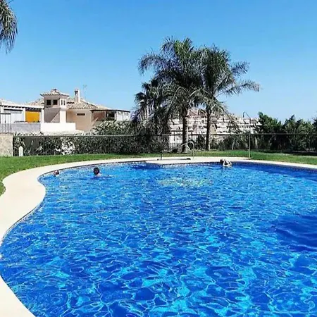 Cosy 1 Bed 50m2 Terrace