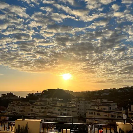 Cosy 1 Bed 50m2 Terrace Appartement
