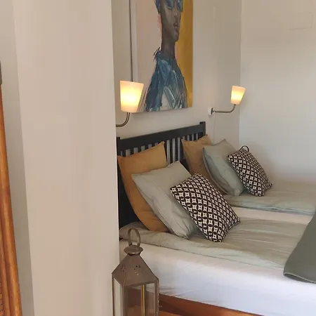 Cosy 1 Bed 50m2 Terrace Appartement
