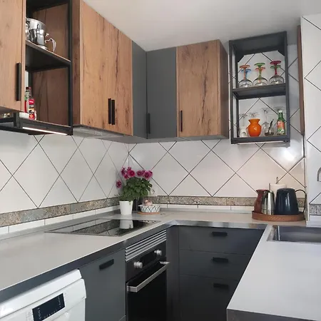 Cosy 1 Bed 50m2 Terrace Appartement Benalmádena