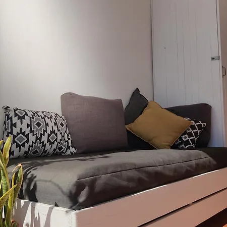 Cosy 1 Bed 50m2 Terrace Appartement *